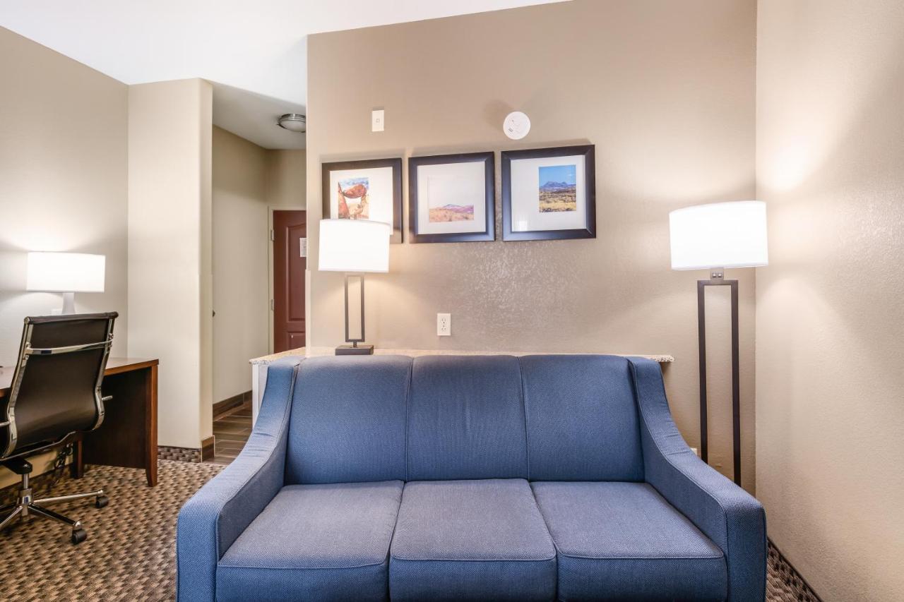 Comfort Suites Fort Stockton Ngoại thất bức ảnh